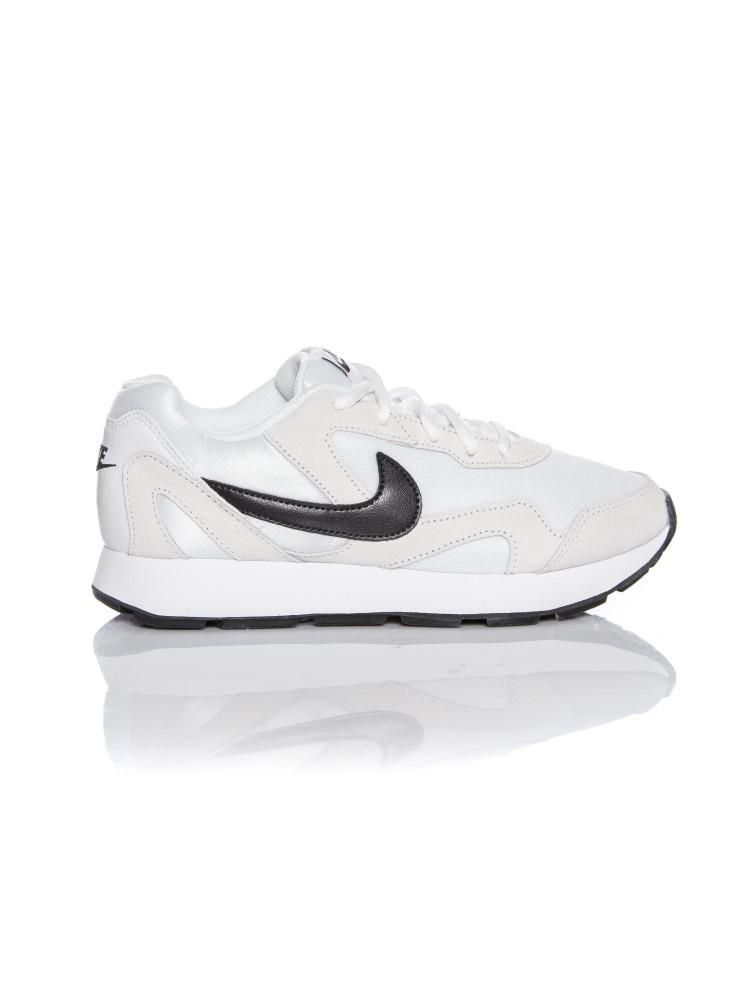 Tenis Deportivo Para Mujer NIKE AQ2230