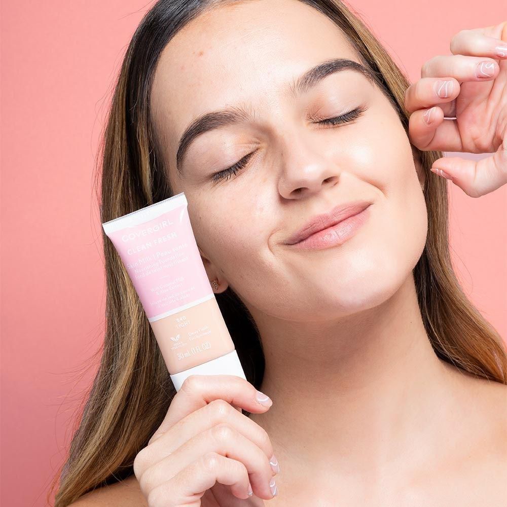 Base líquida COVERGIRL Clean fresh tono medium 560 (30  ml) img #6