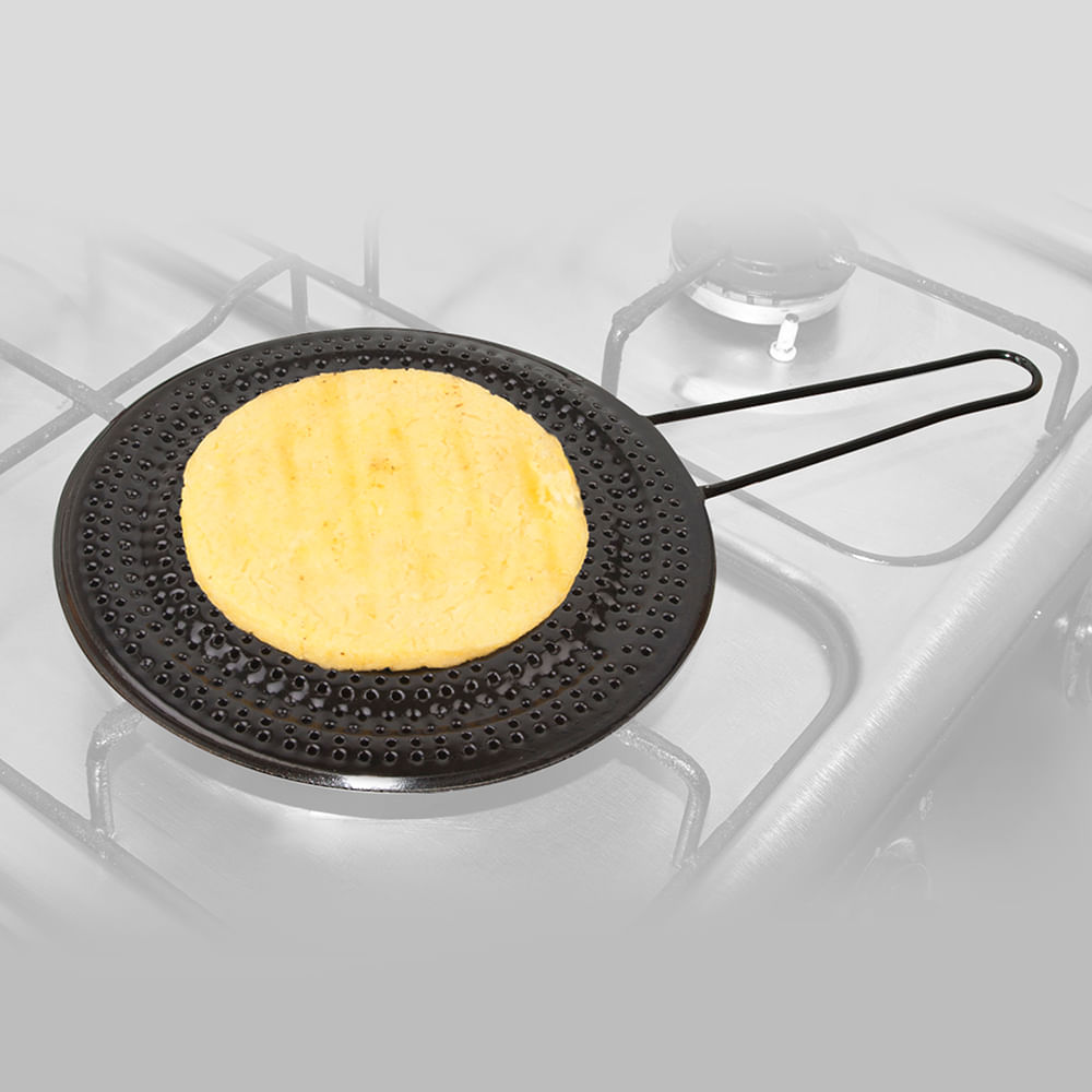 https://carulla.vtexassets.com/arquivos/ids/380302/disco-magico-para-hacer-arepas-y-evitar-regar-la-leche.jpg?v=637105102733830000